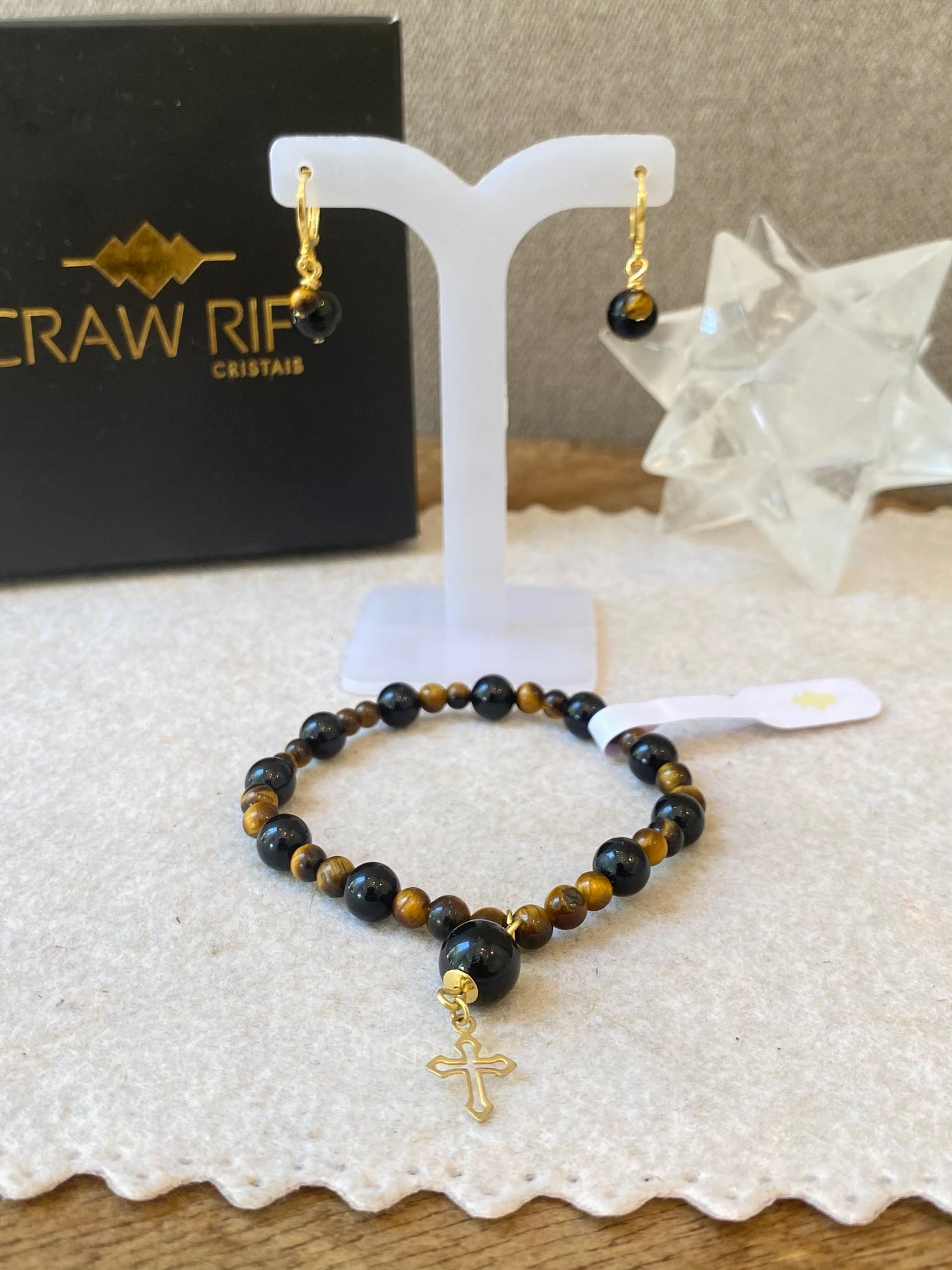 CR Conjunto | Colar, Brinco e Pulseira Olho de Tigre e Turmalina Negra – Proteção, Clareza e Prosperidade (Banho Ouro 18K)