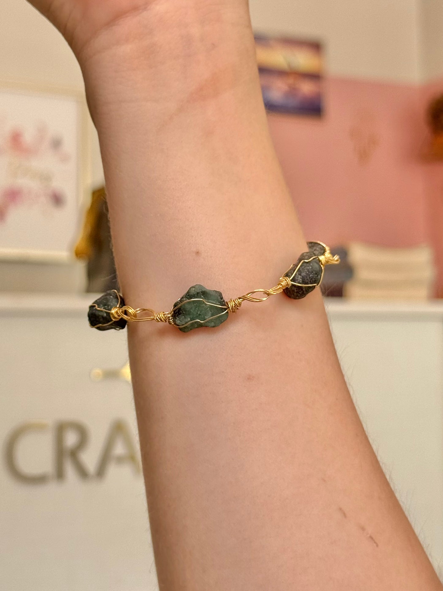 CR Márcia | Esmeralda – Cura, Amor e Abundância (Banho Ouro 18K)