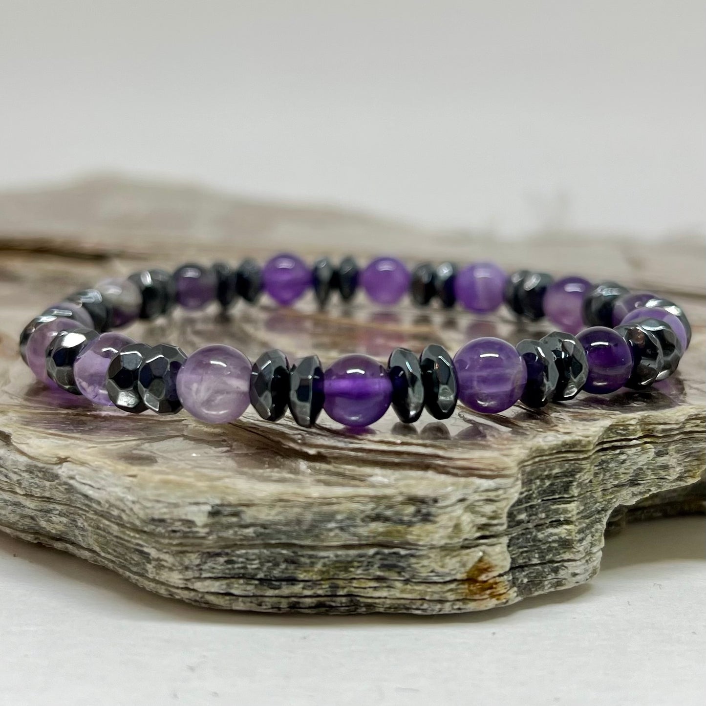 CR Essentials | Ametista e Hematita – Espiritualidade, Harmonia e Proteção