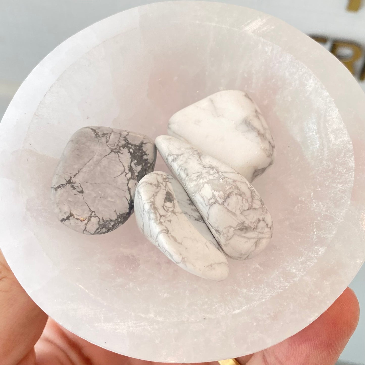 Pedra Rolada | Howlita - Paz, Calmaria e Serenidade