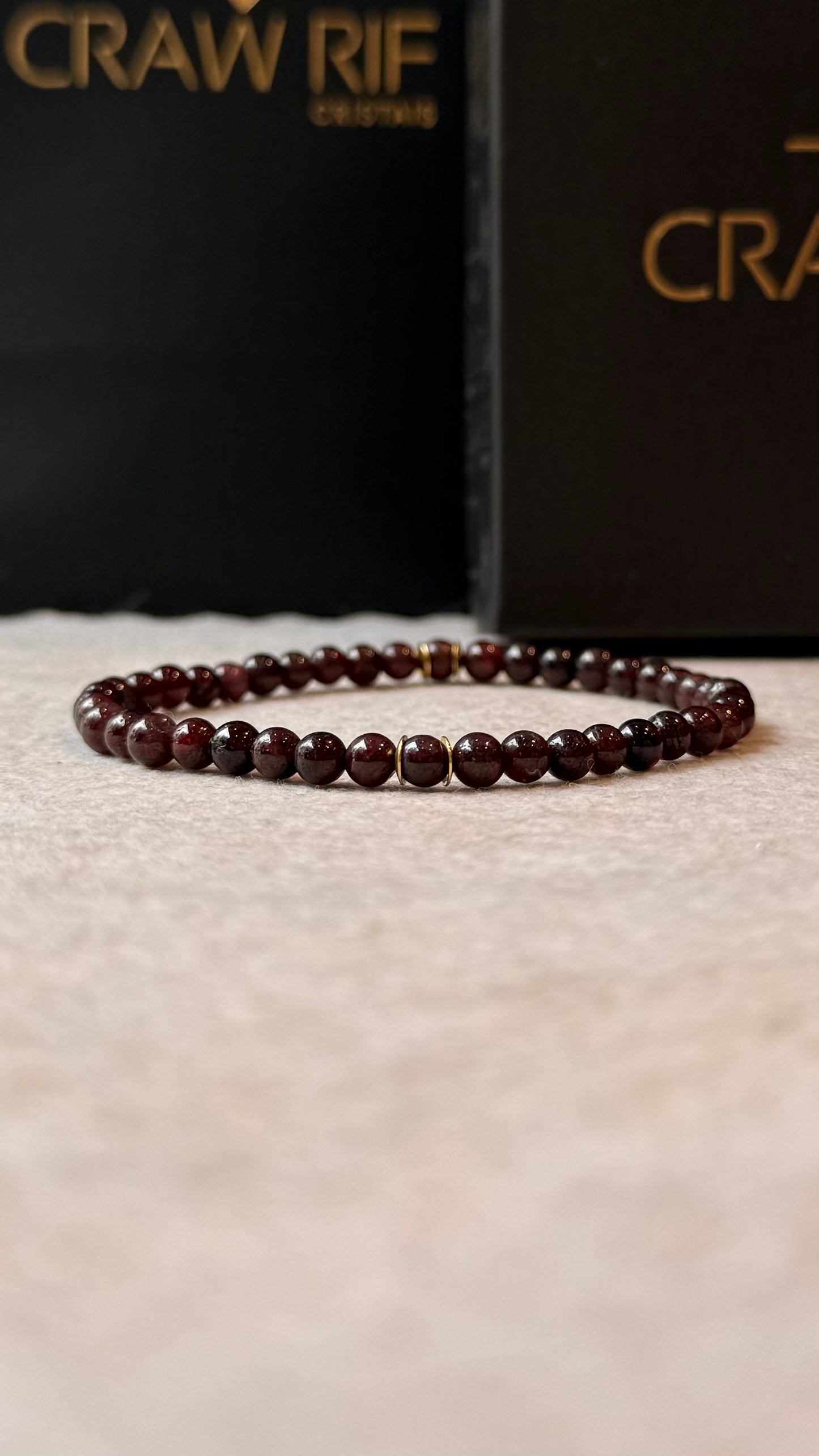 CR Line | Pedra Granada – Prosperidade, Determinação e Realização (Banho Ouro 18K)