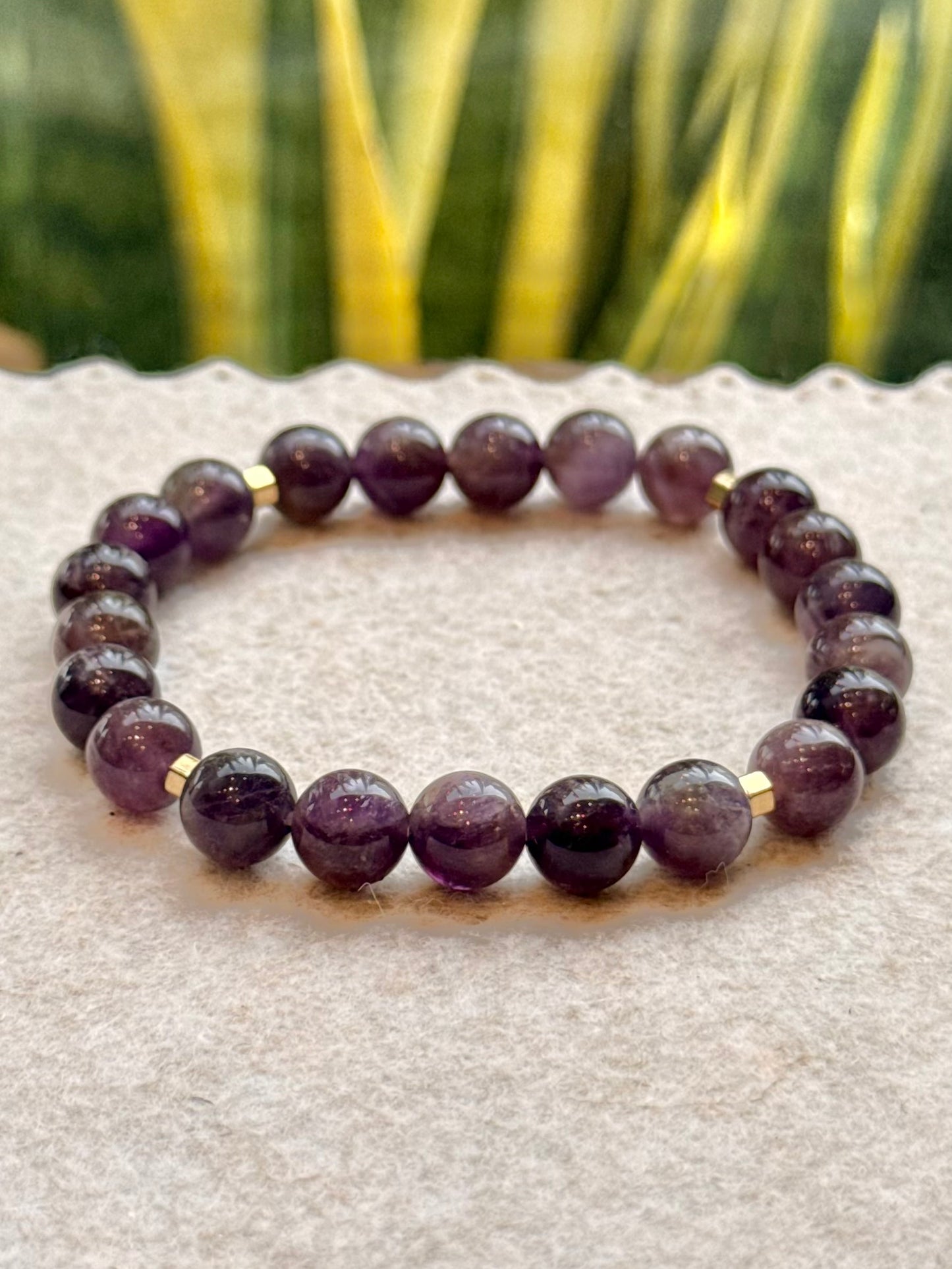 CR Prime | Ametista – Espiritualidade, Proteção e Harmonia (Banho Ouro 18K)