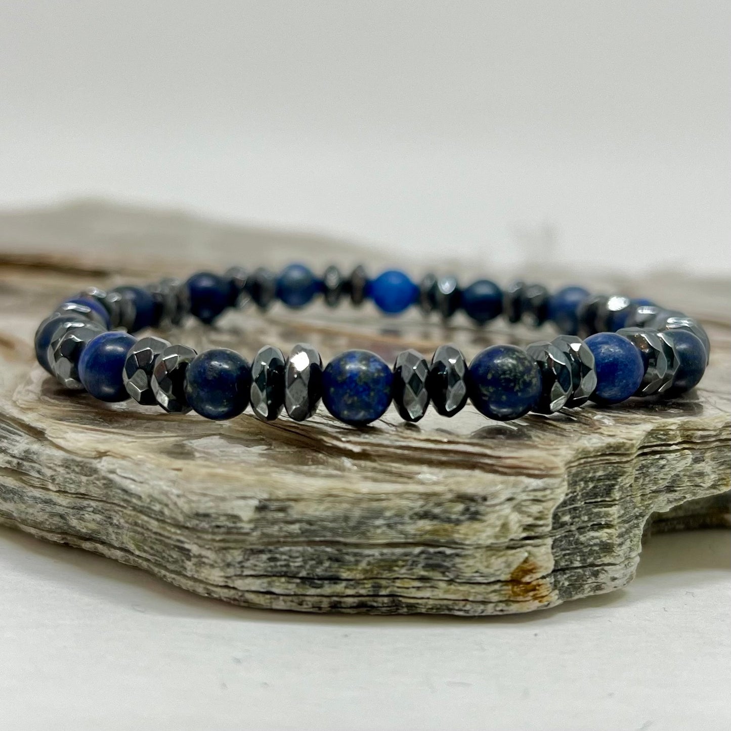 CR Essentials | Lápis-Lazúli e Hematita – Espiritualidade, Sabedoria e Proteção