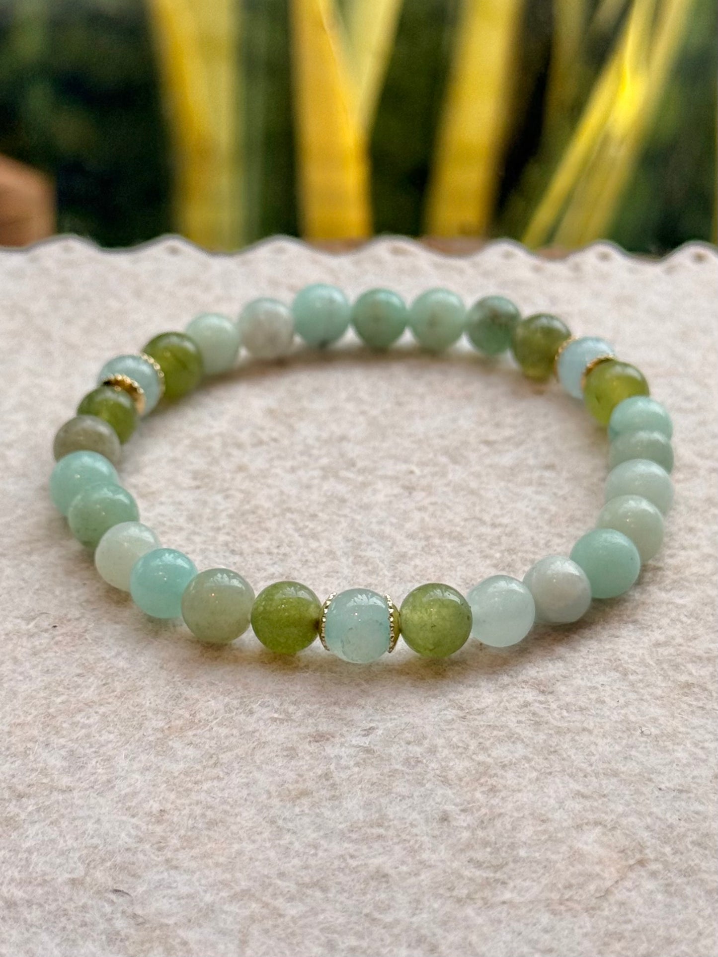 CR Tríade | Amazonita, Quartzo Verde e Água Marinha – Bem-Estar, Saúde e Equilíbrio Emocional (Banho Ouro 18K)