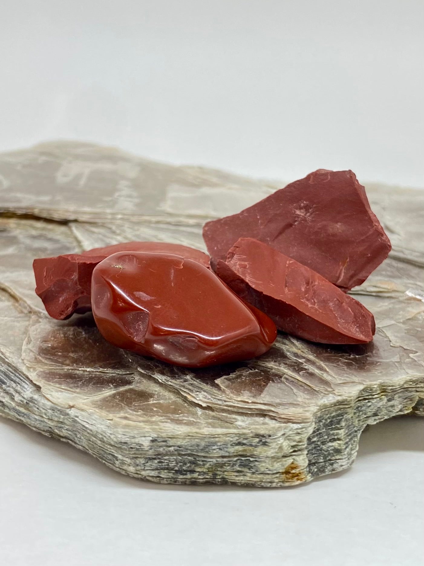 Pedra Rolada | Jaspe Vermelho - Vitalidade, Proteção e Força