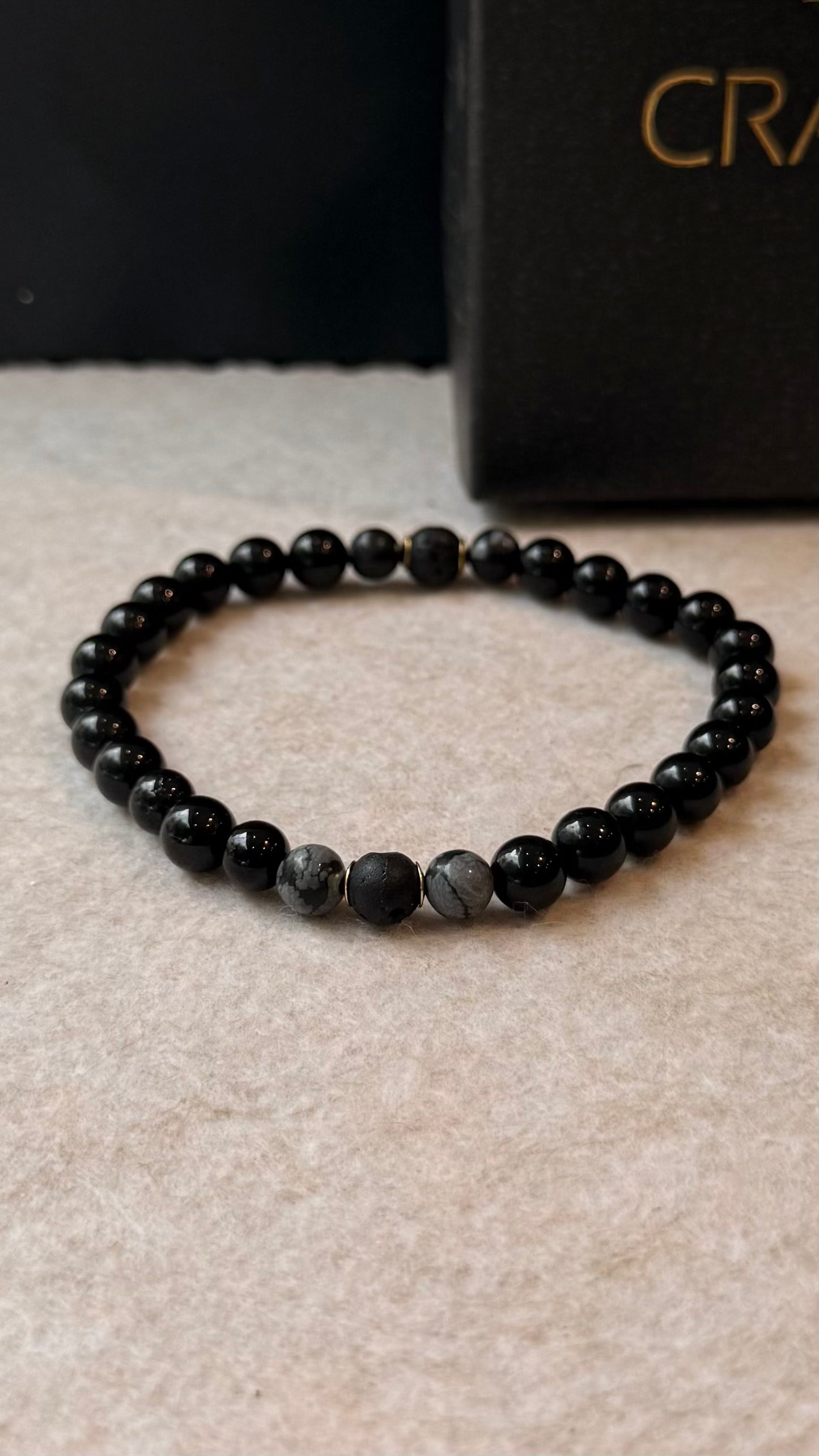 Turmalina Negra, Obsidiana Flocos de Neve e Lava Vulcânica – Proteção, Vigor e Escudo Energético (Banho Ouro 18K) #AegisCR