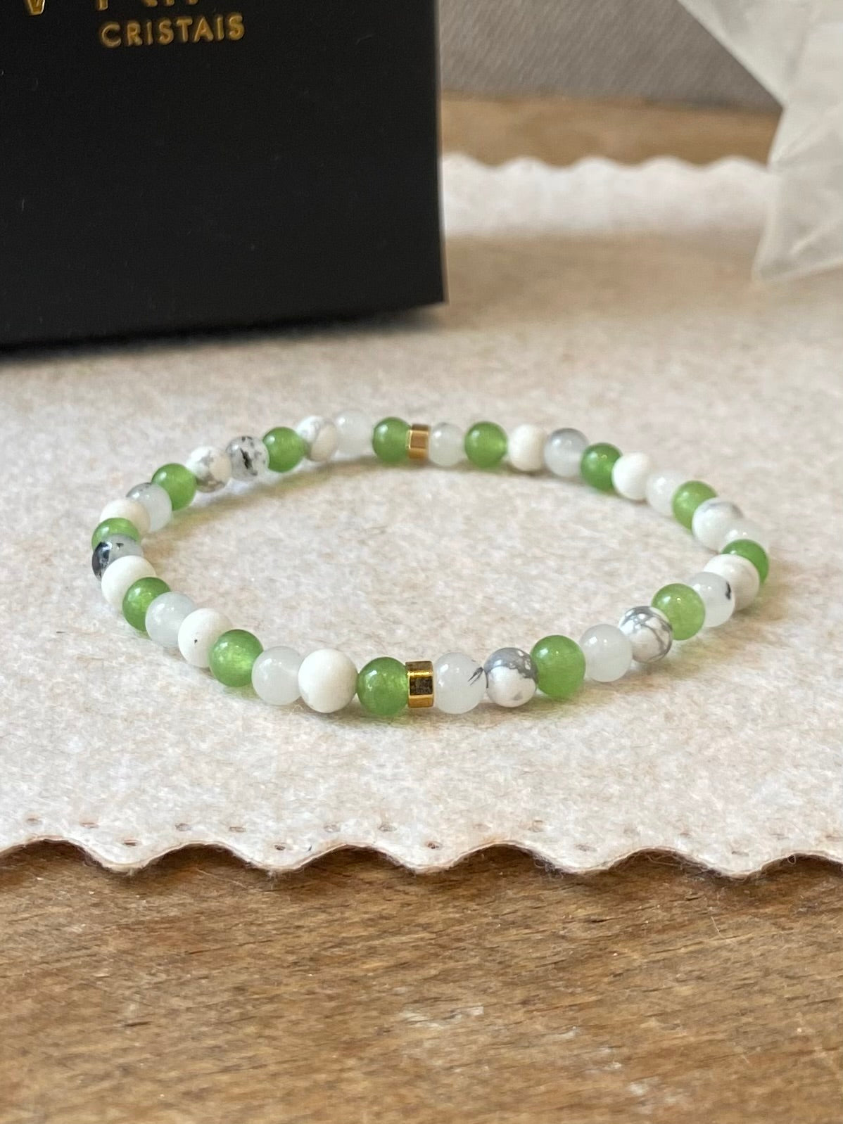 CR Line | Quartzo Verde, Howlita e Quartzo Turmalinado - Paz, Saúde e Clareza (Banho Ouro 18K)