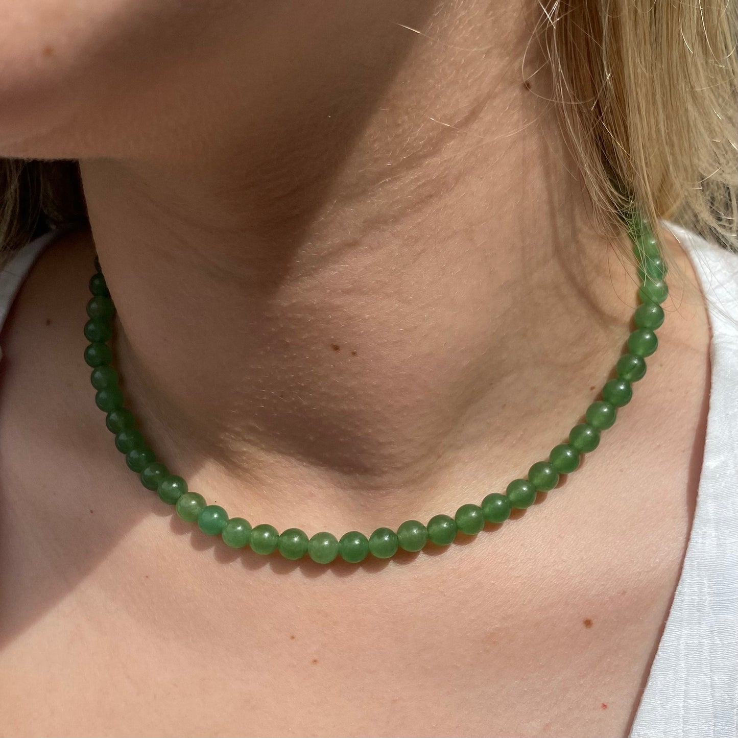 CR Choker | Colar Quartzo Verde – Saúde, Equilíbrio e Bem-Estar (Banho Ouro 18K)