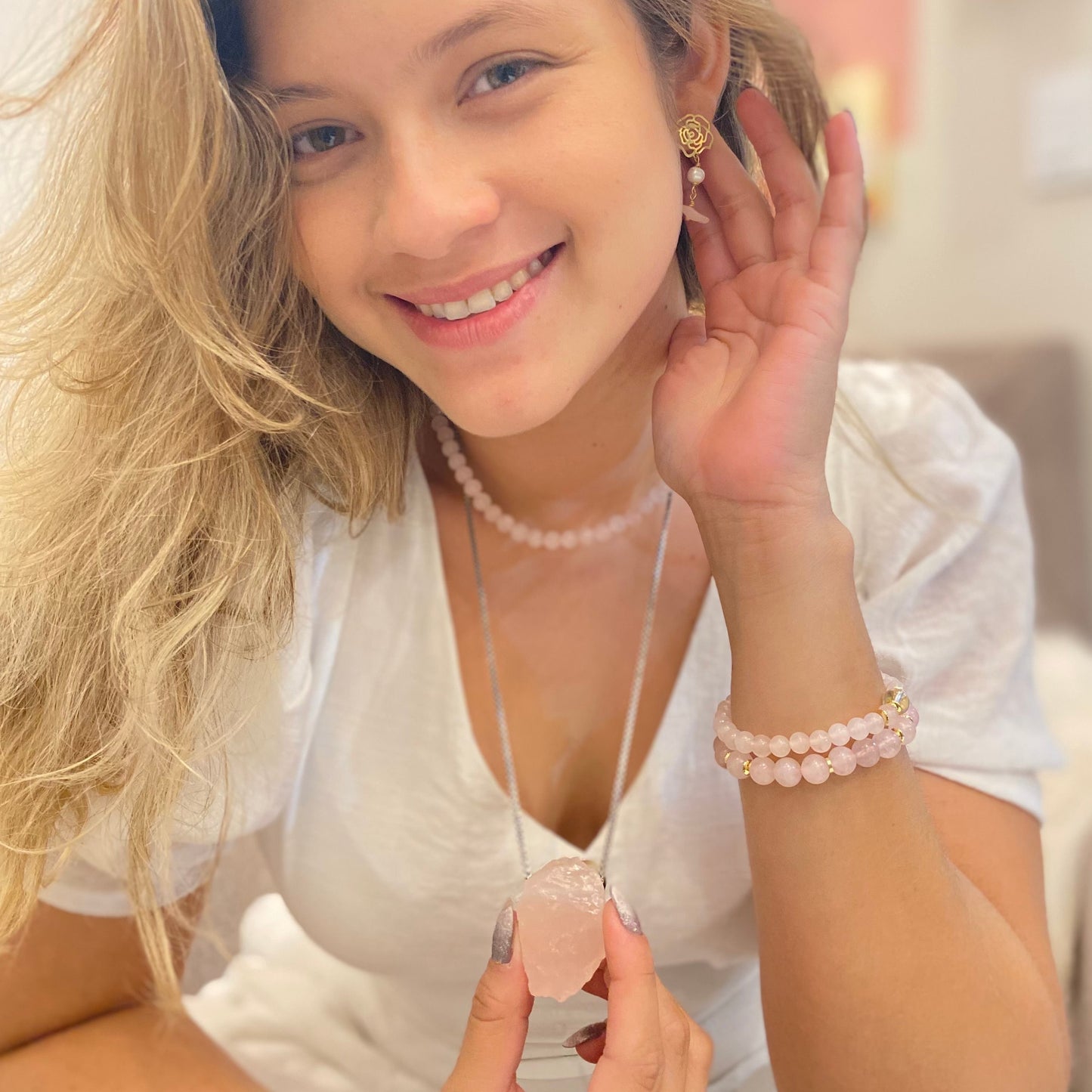 Quartzo Rosa – Amor, Paz, Autoestima (Banho Ouro 18K)