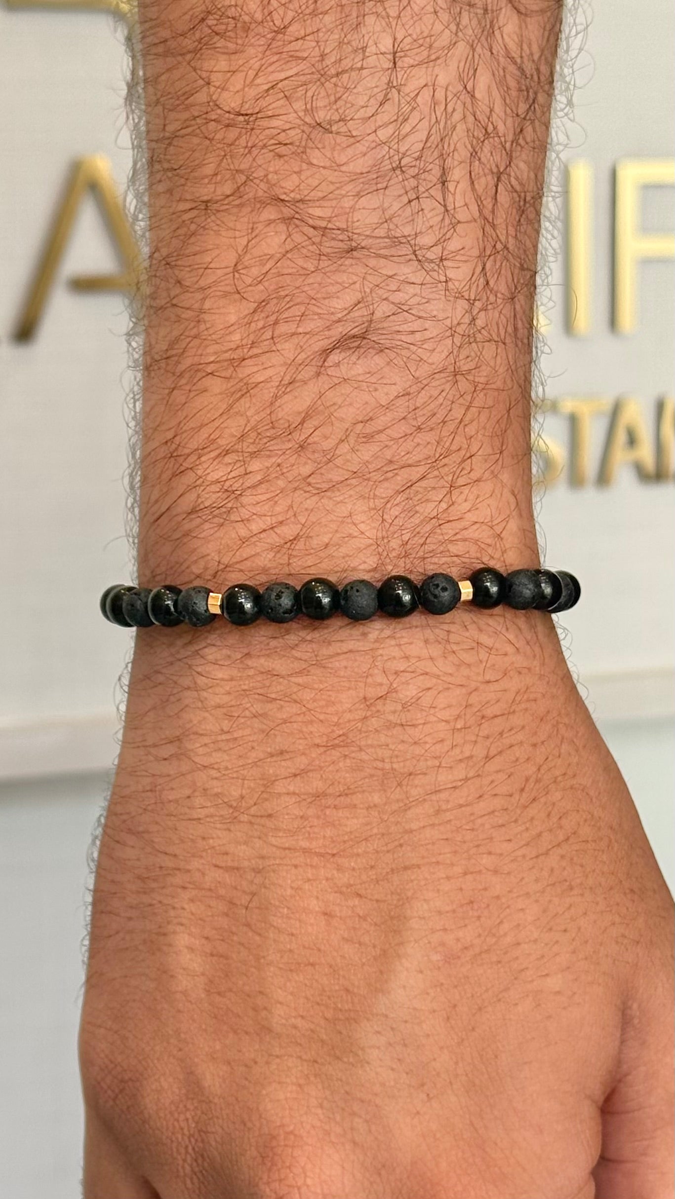 CR Prime | Lava Vulcânica e Turmalina Negra – Proteção, AntiStress e Clareza (Banho Ouro 18K)