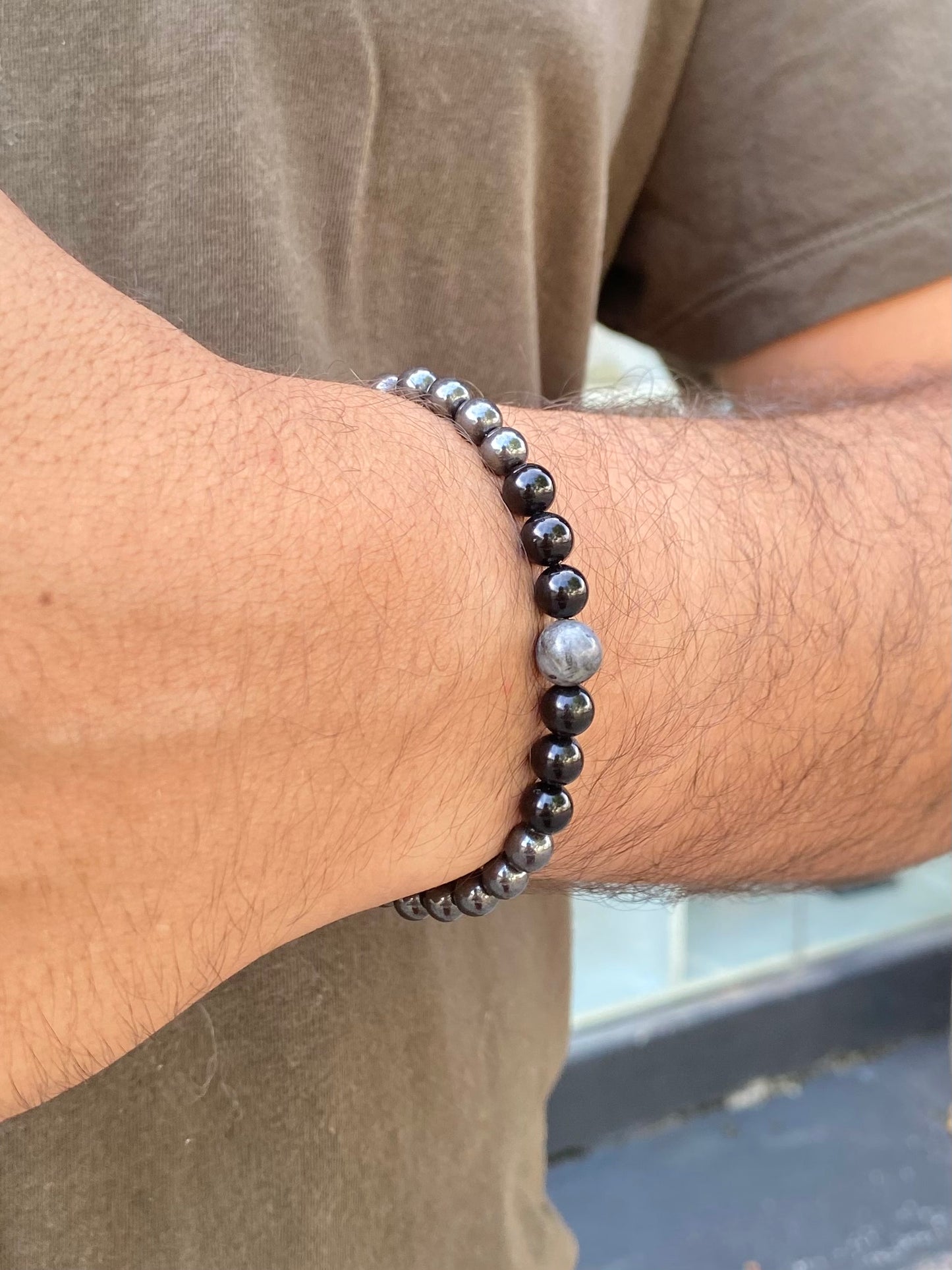 CR Essentials | Hematita, Turmalina Negra e Labradorita – Proteção, Coragem e Controle Mental