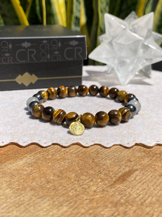 CR São Bento | Olho de Tigre  – Proteção e Prosperidade (Banho Ouro 18K)