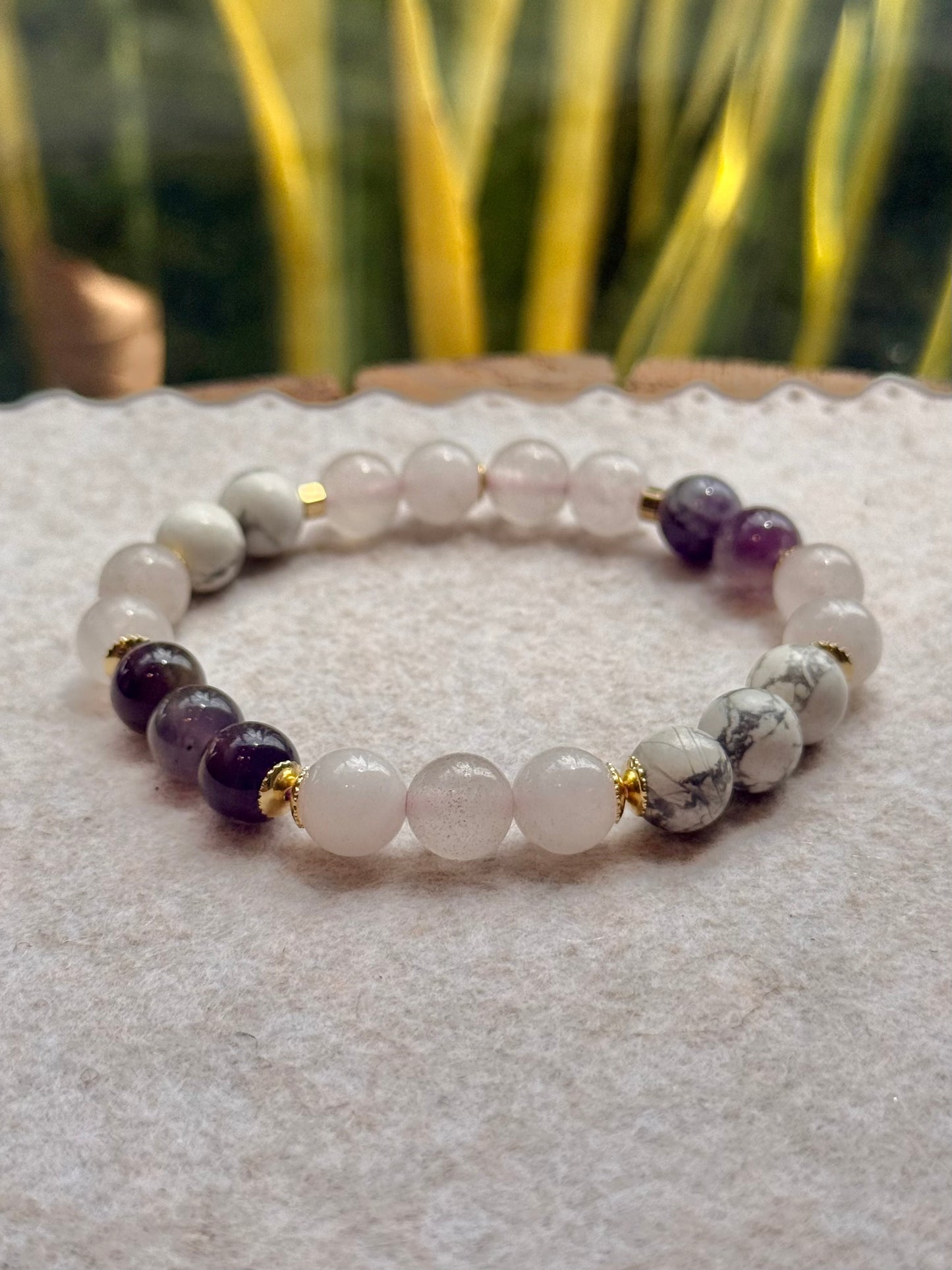 CR Prime Deluxe | Quartzo Rosa, Howlita e Ametista – Amor, Paz e Harmonia (Banho Ouro 18K)