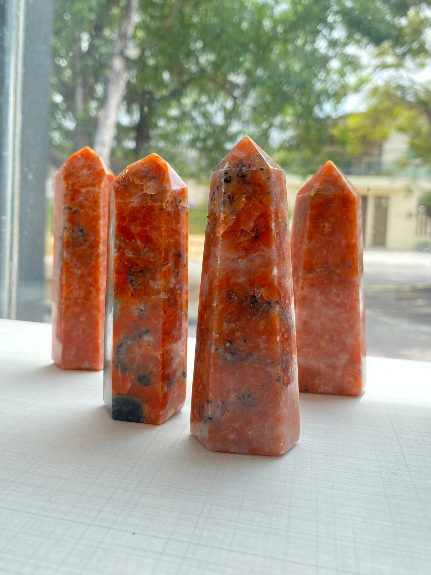 Ponta Home Decor | Calcita Orquídea – Acolhimento, Cura e Sensibilidade