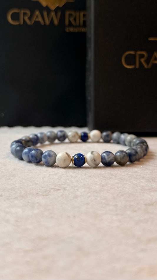 Sodalita, Howlita e Lápis-Lazúli – Intuição, Paz e Sabedoria (Banho Ouro 18K) #AegisCR