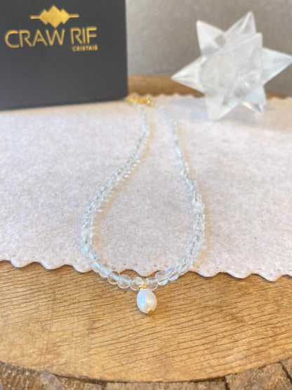 CR Choker | Colar Quartzo Cristal e Pérola – Clareza Mental, Purificação e Limpeza (Banho Ouro 18K)