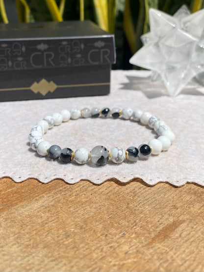 CR Deluxe | Howlita e Quartzo Turmalinado – Paz, Calmaria e Clareza (Banho Ouro 18K)