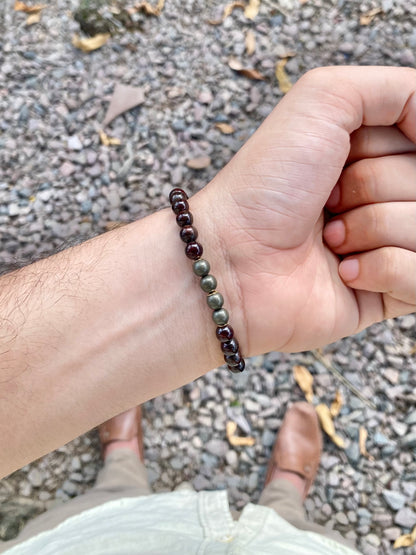 CR Deluxe | Pedra Granada e Pirita – Derteminação, Crescimento e Prosperidade (Banho Ouro 18K)