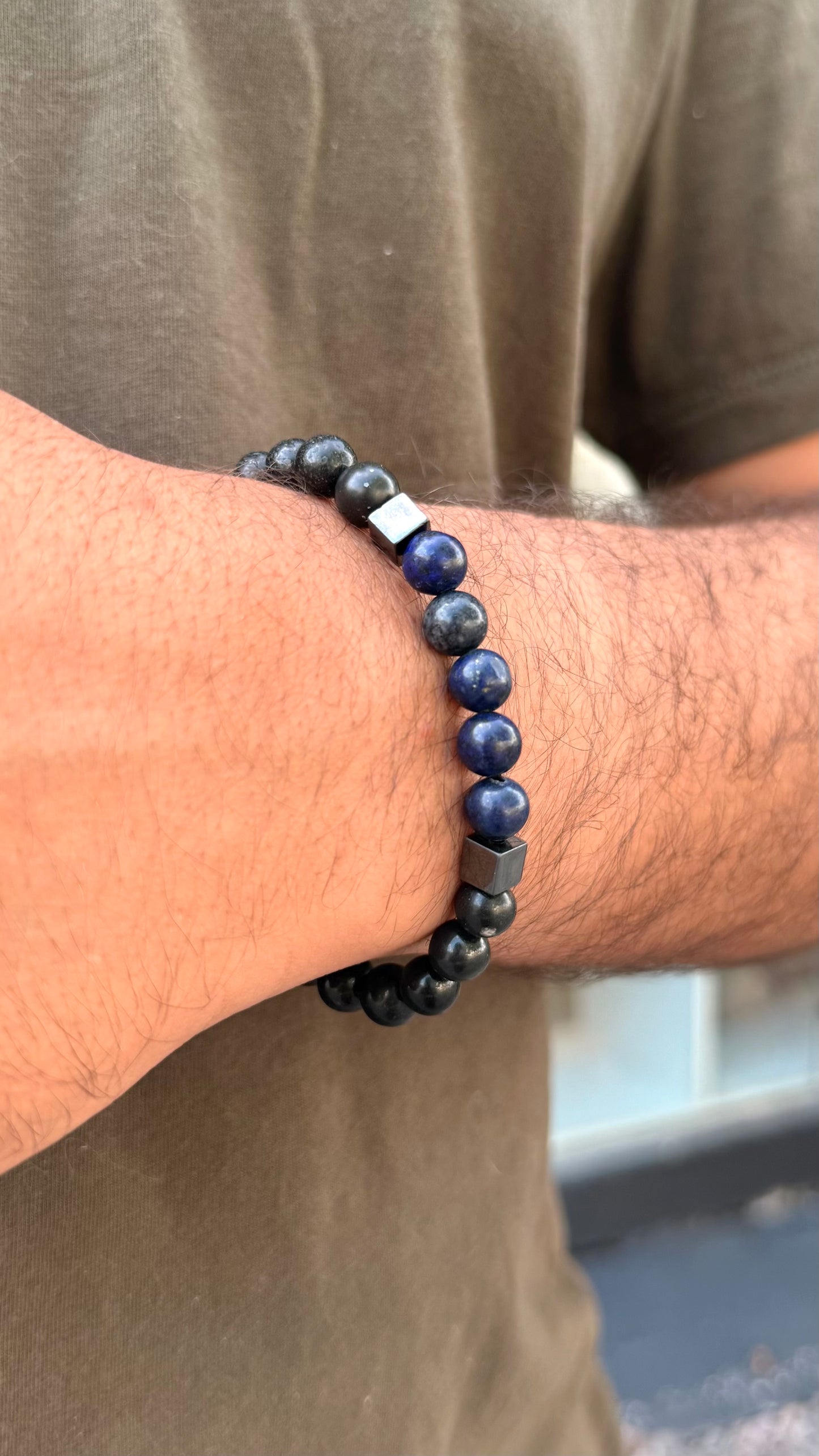 CR Cubic | Lápis-Lazúli e Obsidiana Flocos de Neve – Sabedoria, Espiritualidade e Proteção