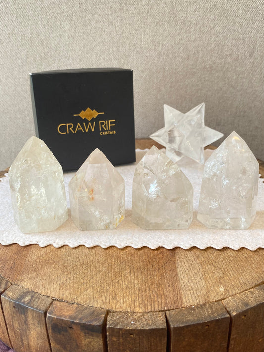 Ponta de Quartzo Cristal – Clareza Mental, Purificação e Limpeza Energética