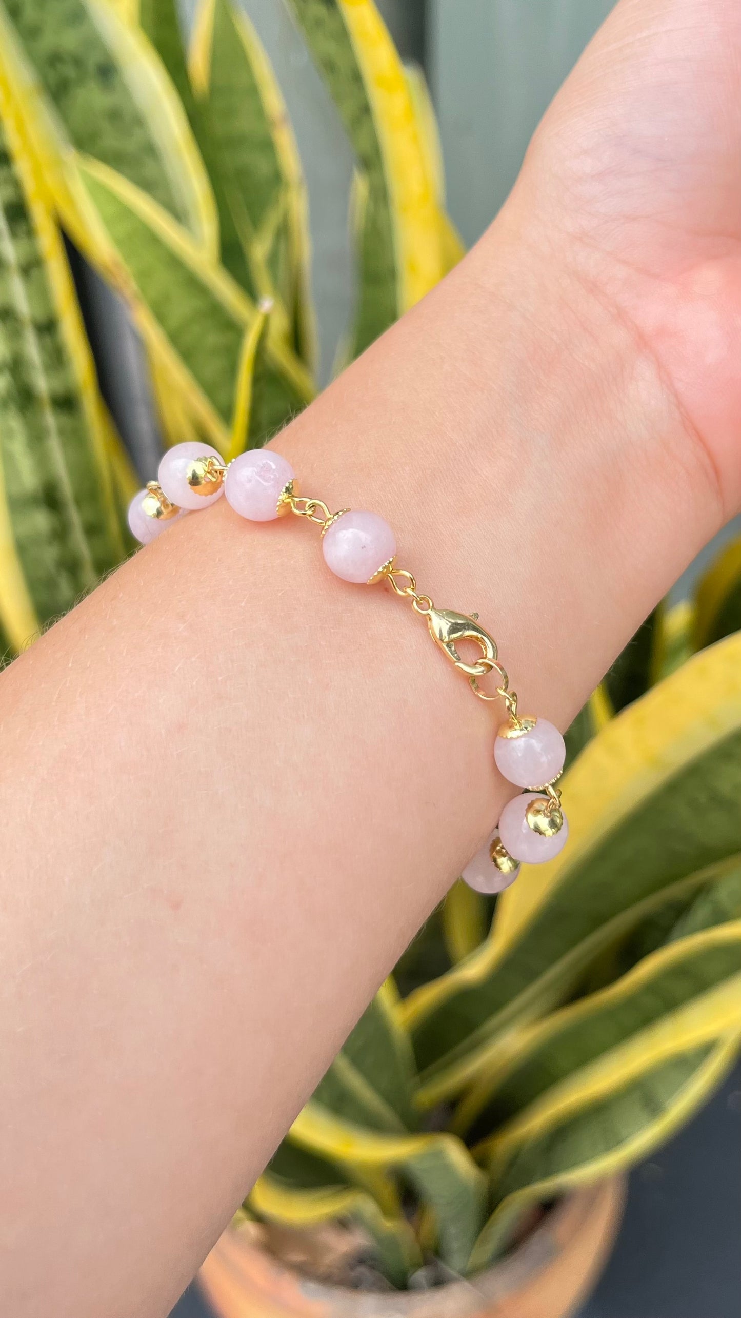 CR Dreams | Quartzo Rosa – Paz, Amor e Autoestima (Banho Ouro 18K)