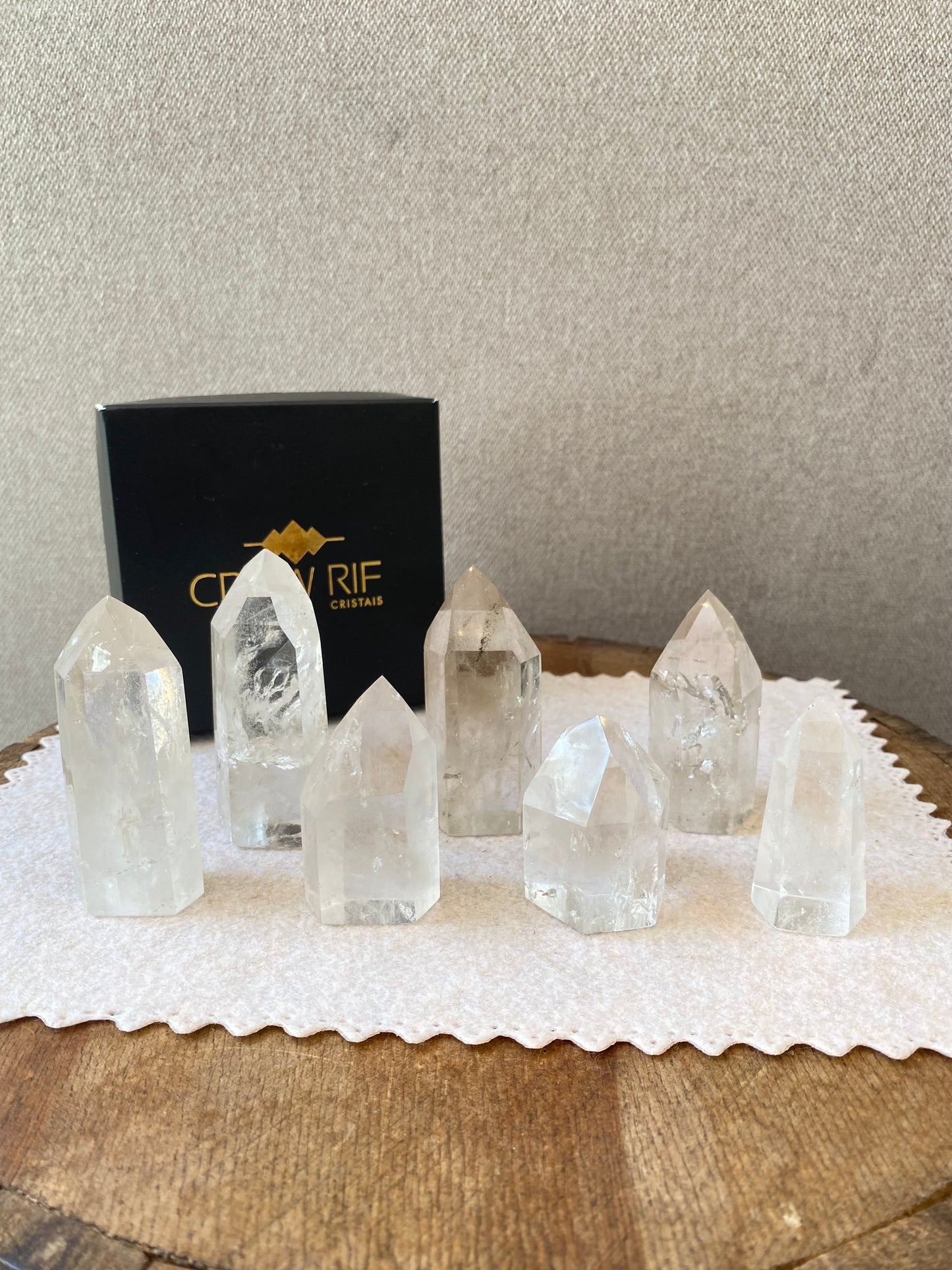 Ponta de Quartzo Cristal – Clareza Mental, Purificação e Limpeza Energética