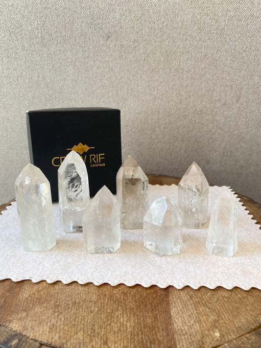 Ponta de Quartzo Cristal – Clareza Mental, Purificação e Limpeza Energética