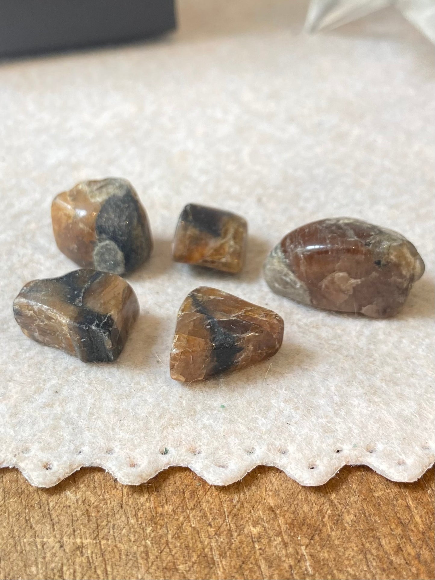 Pedra Rolada | Pedra da Cruz (Quiastolita) - Equilíbrio, Proteção e Harmonia