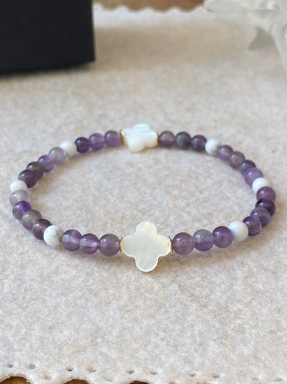 Espiritualidade & Harmonia | Ametista • Howlita