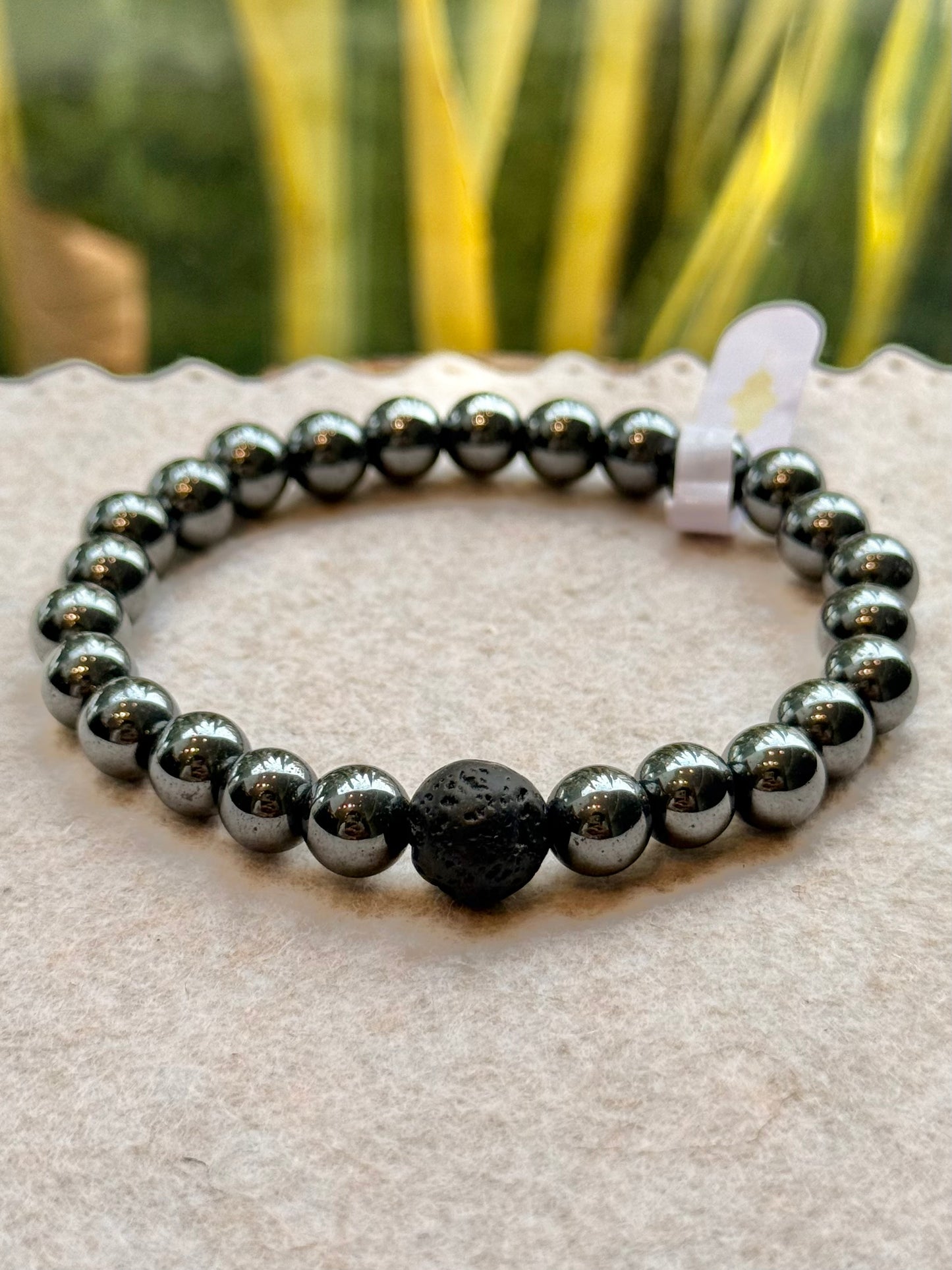 CR Essentials | Hematita e Lava Vulcânica – Proteção, Coragem e Força Pessoal