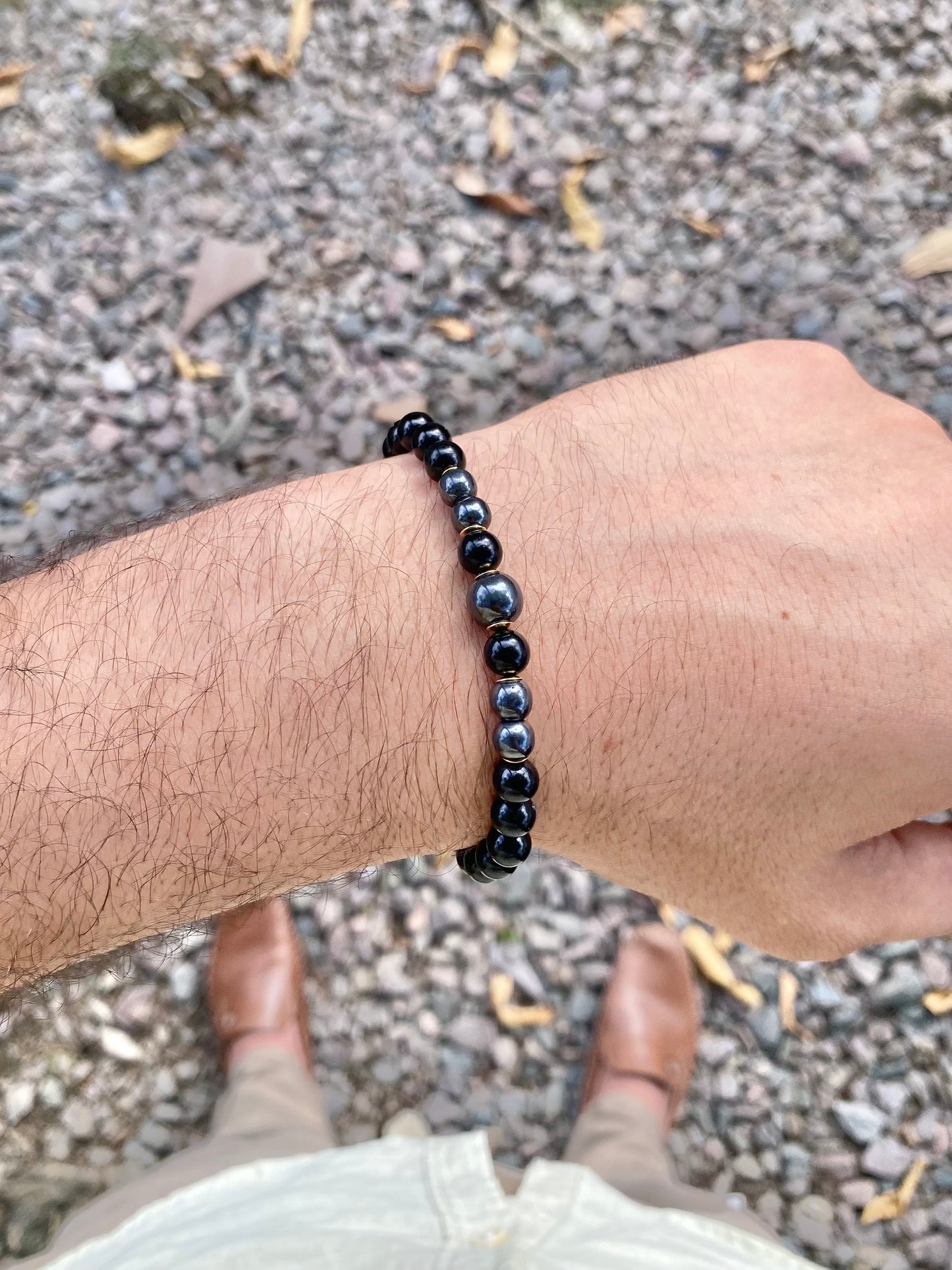 CR Deluxe | Turmalina Negra e Hematita – Proteção, Coragem e Força Pessoal (Banho Ouro 18K)