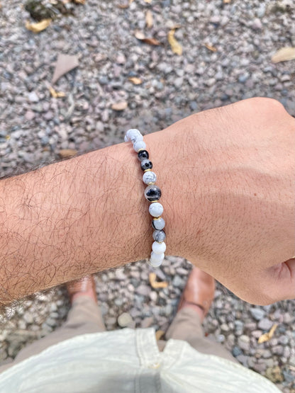 CR Deluxe | Howlita e Quartzo Turmalinado – Paz, Calmaria e Clareza (Banho Ouro 18K)