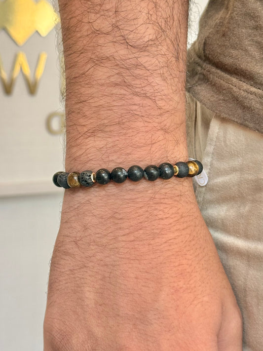 CR Tríade | Obsidiana, Lava Vulcânica e Olho de Tigre – Escudo Energético, Vigor e Proteção (Banho Ouro 18K)