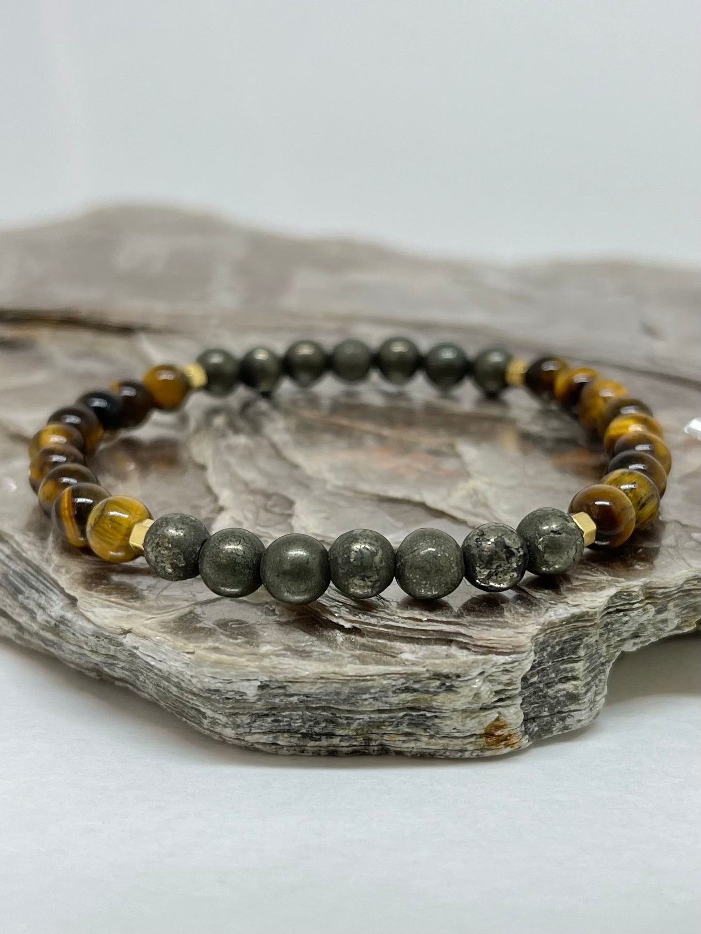 Pirita e Olho de Tigre – Prosperidade, Abundância e Proteção (Banho Ouro 18K) #PrimeCR