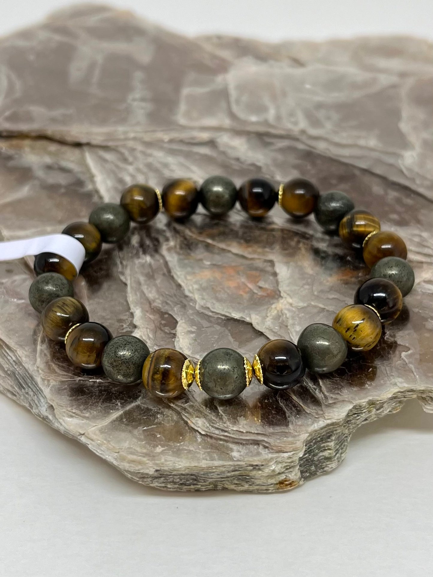 CR Golden | Pirita e Olho de Tigre – Prosperidade, Abundância e Proteção (Banho Ouro 18K)