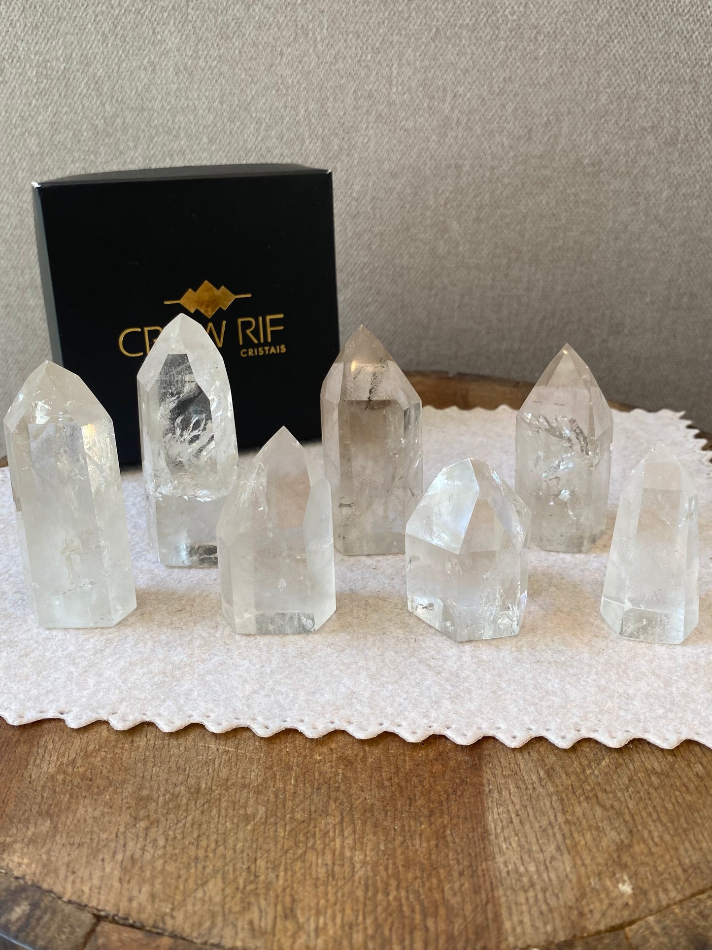 Ponta de Quartzo Cristal – Clareza Mental, Purificação e Limpeza Energética