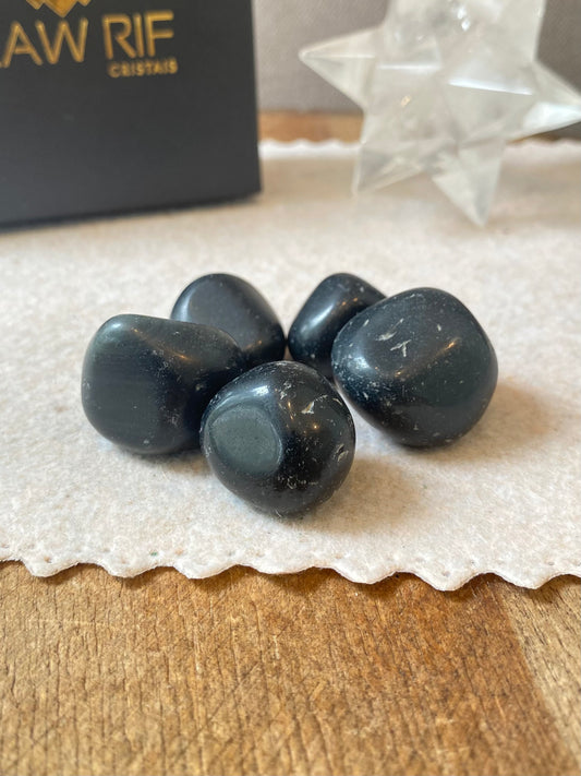 Obsidiana Negra – Proteção, Cura Interior e Escudo Energético